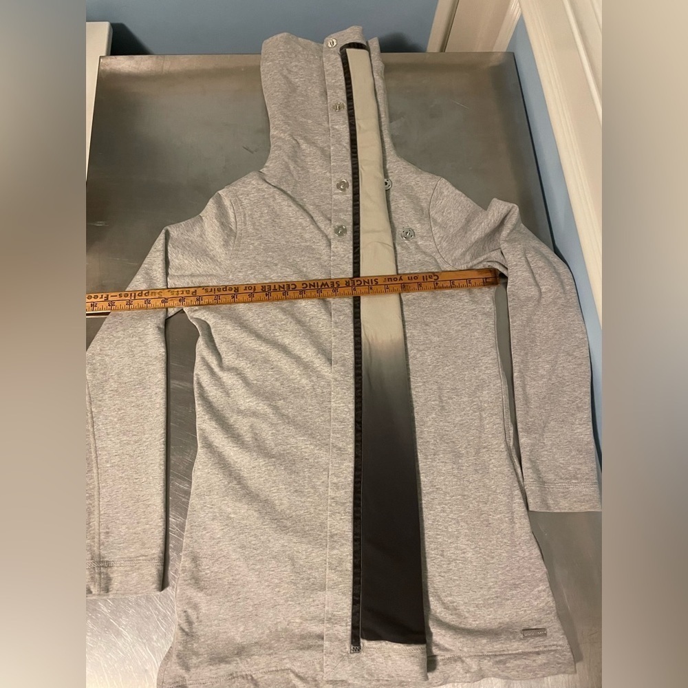 Lululemon - Savasana Wrap - US8 - Picture 6 of 15